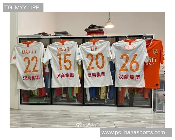 足球上衣选择指南如何挑选适合自己的足球上衣与搭配技巧 足球上衣选择指南如何挑选适合自己的足球上衣与搭配技巧